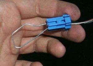 Using a paper clip in connector to read OBD1 Trouble Codes