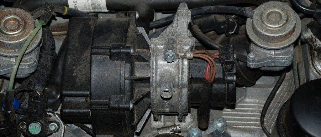 Air Injection System (AIS) - Air Pump - Function, Types, Failure