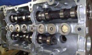 Cylinder Head With Broken Camshaft