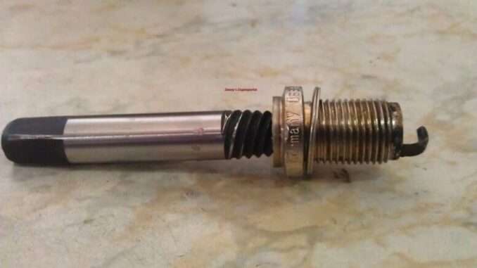 Broken Spark Plug Removed With Easy Out