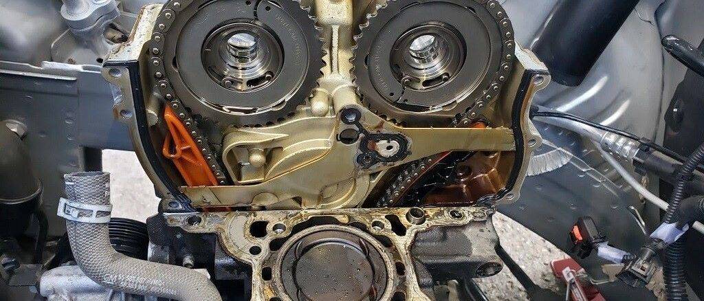 Looking At Variable Valve System (VVT) System On Engine
