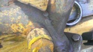 Exhaust Manifold Cracks